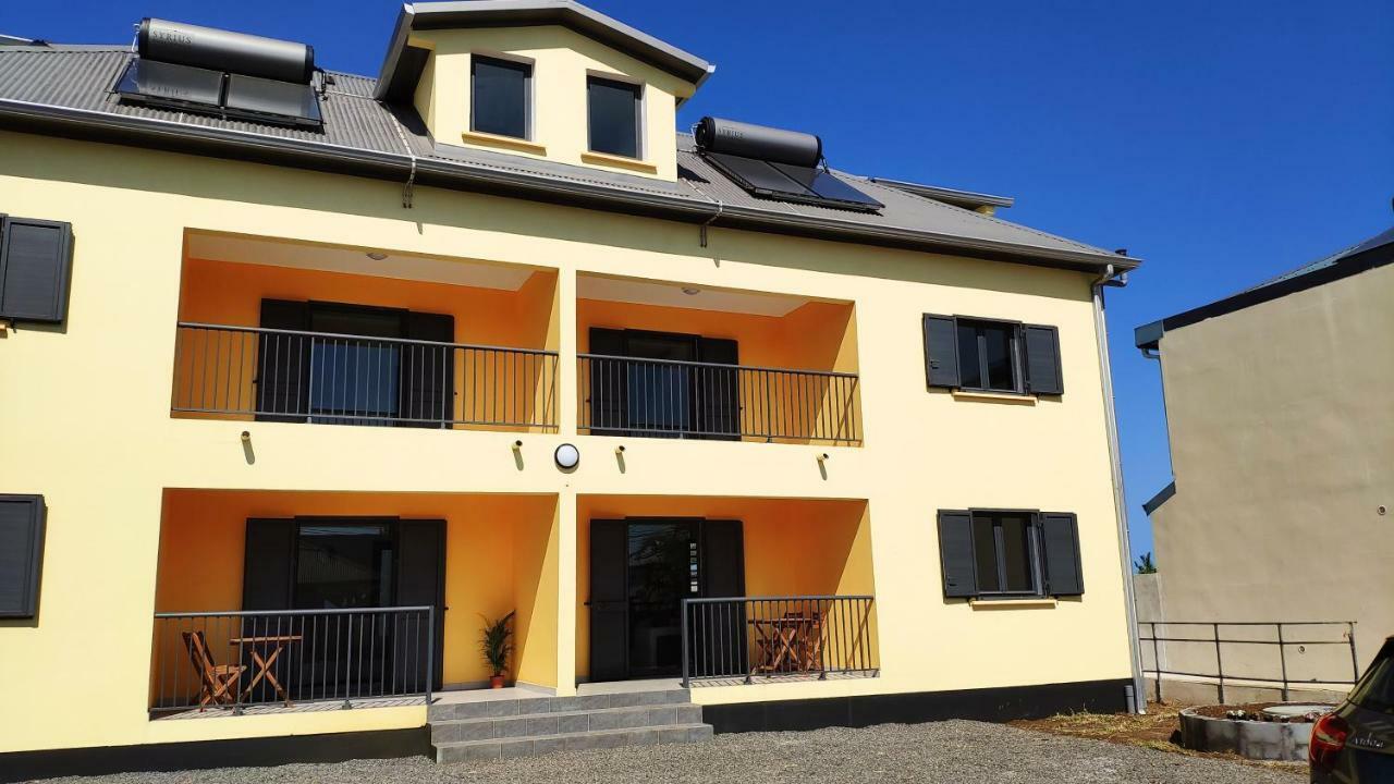 Le Shanti Saint Pierre Exterior photo